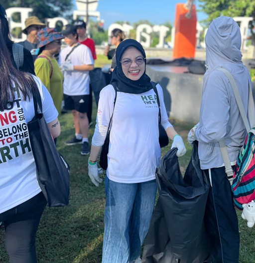 DESARU BEACH CLEANUP  SMALL ACTIONS – BIG IMPACT