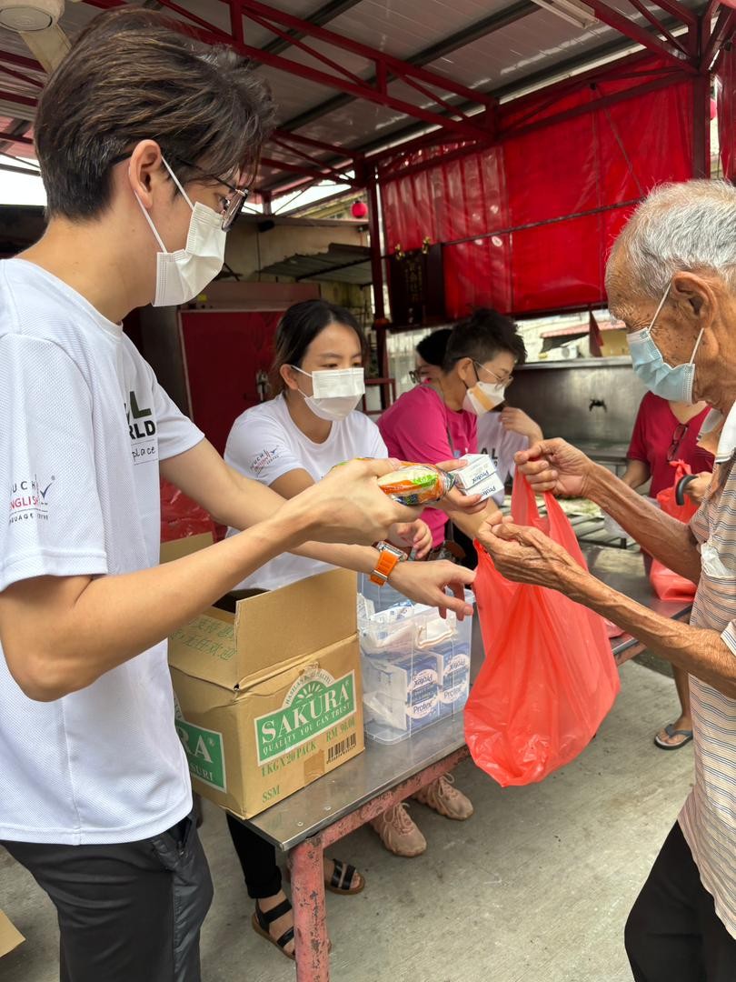 FOOD DONATION WITH HEART